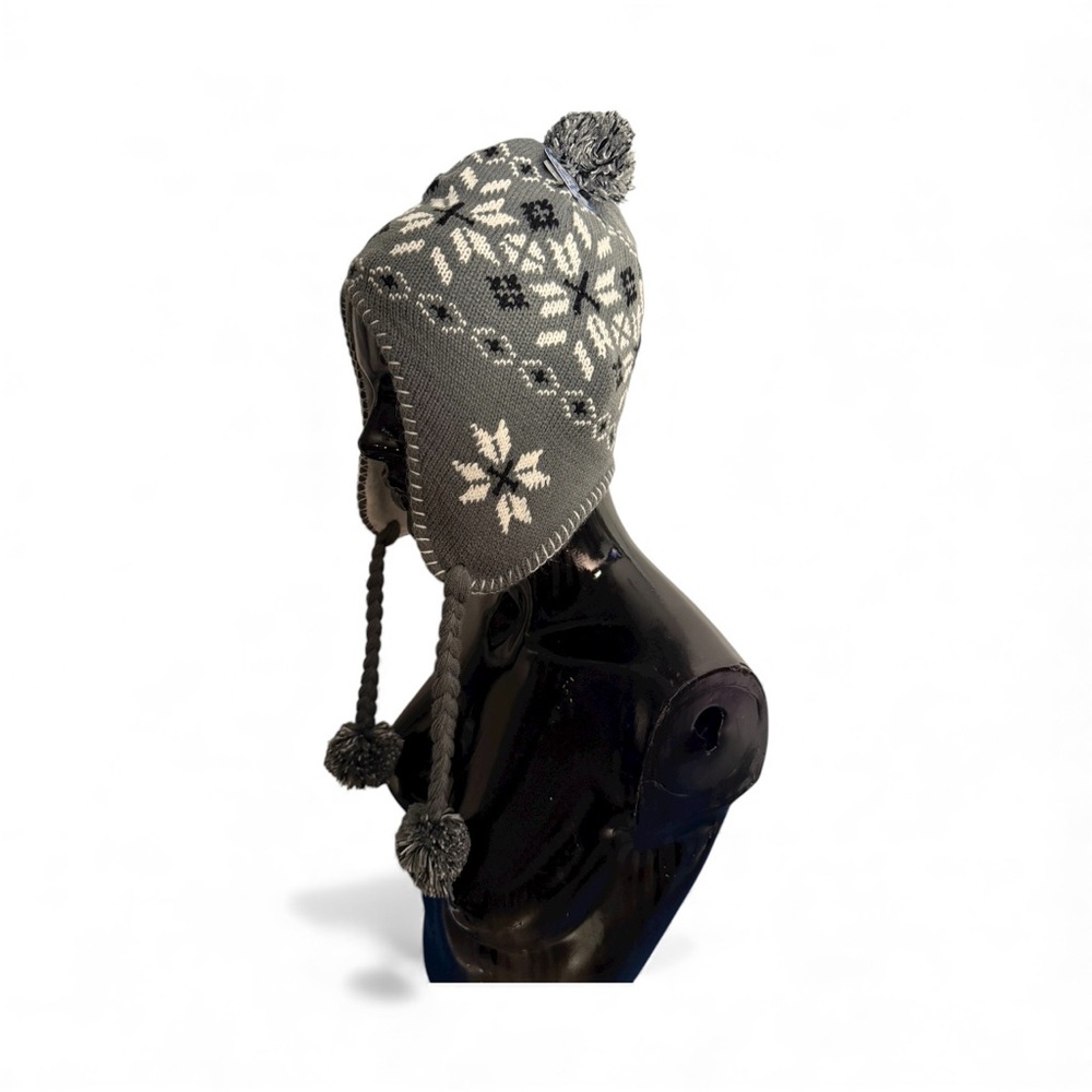 Cozy Zone Gray Snowflake Knit Pom-Pom Hat Laplander snowflake knit Ethnic One Sz